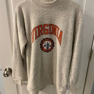 UVA Woolly Threads Sweatshirt - size small